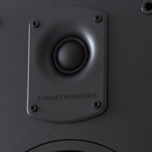Parlante Thonet & Vander Titan 2.0 bluetooth 180 watts RMS negro